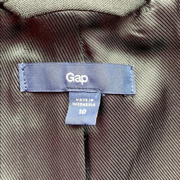 Black Blazer and straight leg pants. - Picture 8 of 9